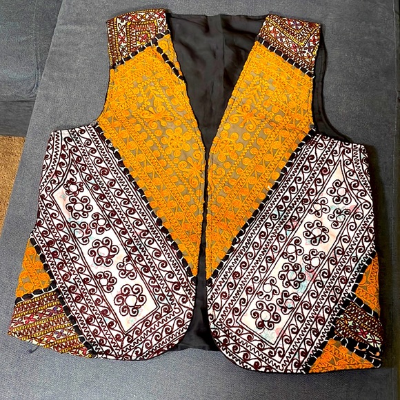 Pakistani embroidered waist coat - Picture 1 of 3